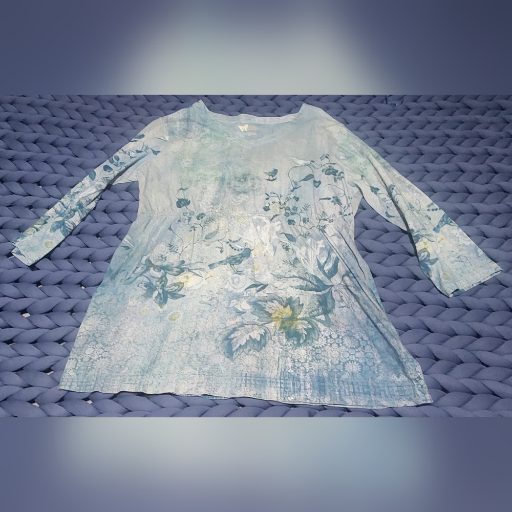 Natural Reflections Burnout Floral Bird Top Long Sleeve V-Neck Medium